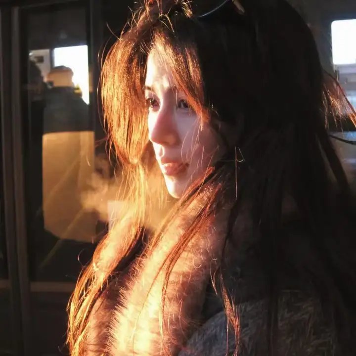 小蛋壳 海报